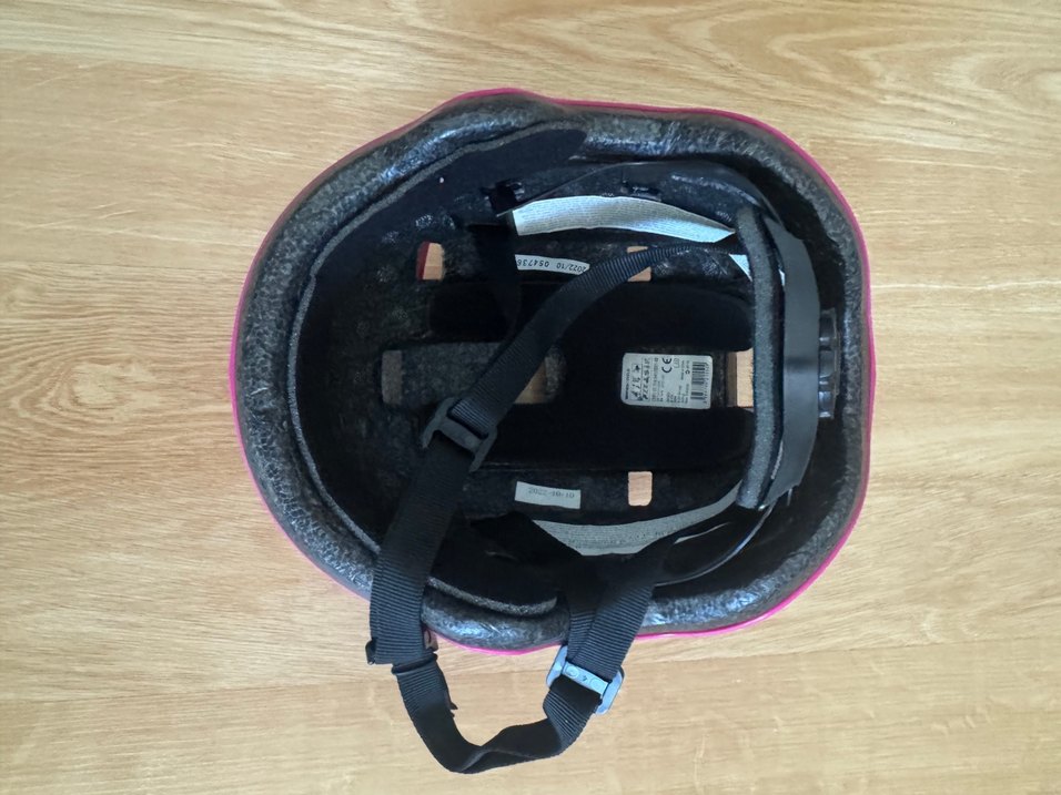 Pembe Renkli decathlon kask - Görsel 2