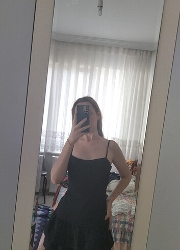 Siyah askılı elbise - Görsel 2