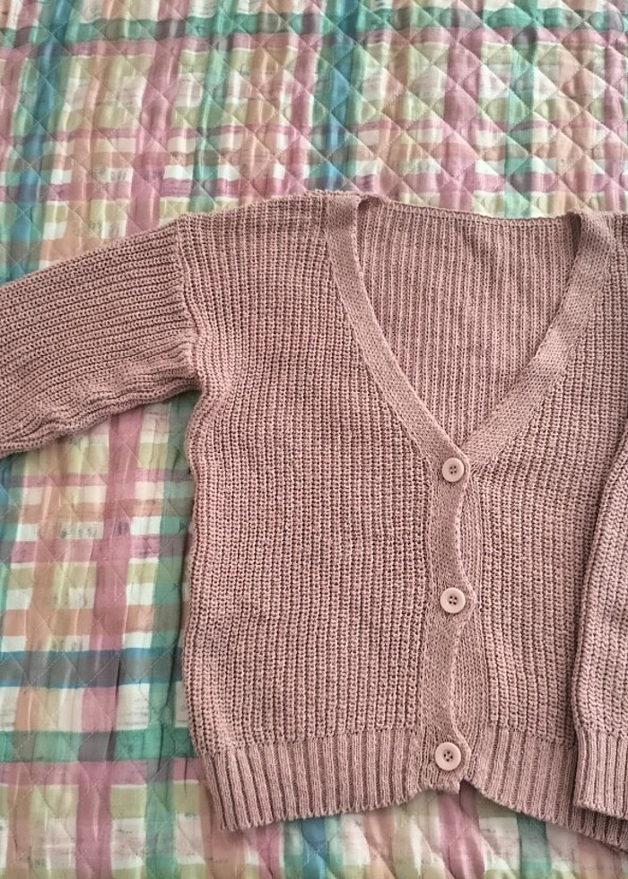 Pembe hırka - Görsel 3