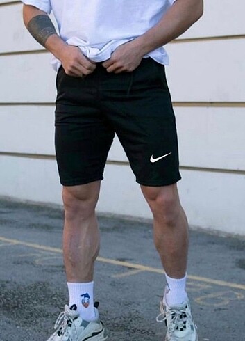 Nike Siyah Şort