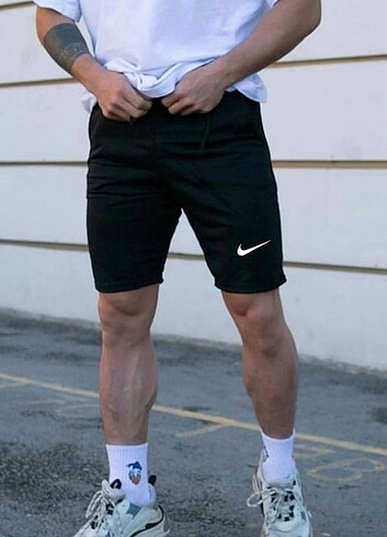 Nike Siyah Şort