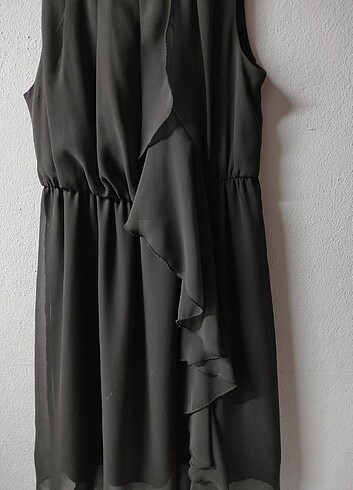 H&M siyah fırfırlı elbise