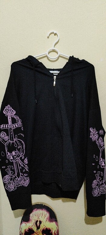l Beden pink skull hırka 