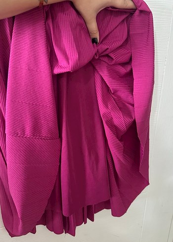 Pembe V Yakalı Pilili Midi Triko Elbise - Görsel 11