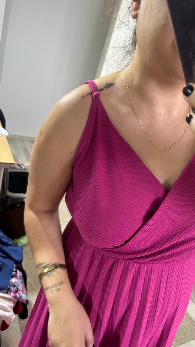 Pembe V Yakalı Pilili Midi Triko Elbise - Görsel 4