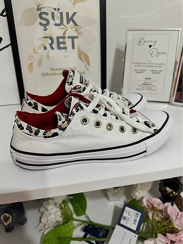 Leopar detaylı converse ayakkabı