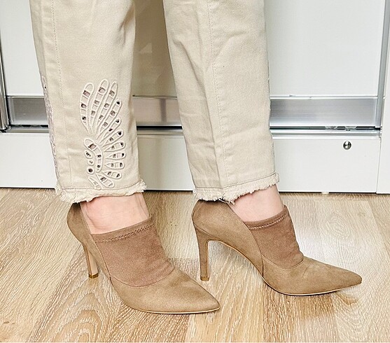 Nine West Süet Nubuk Camel Topuklu Ayakkabı