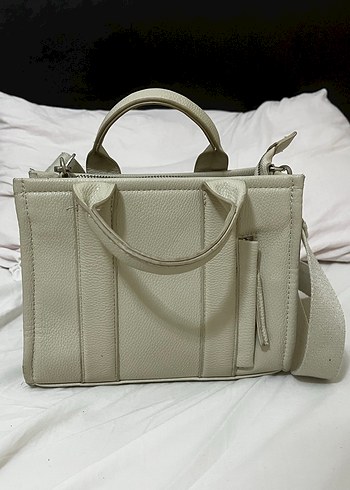 Stradivarius Bej Çanta