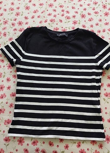 Cizgili crop body