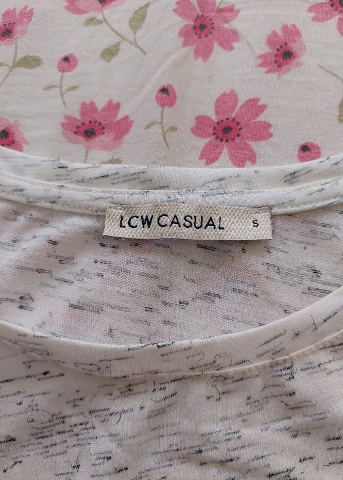 Önü boncuklu tshirt  - Görsel 4