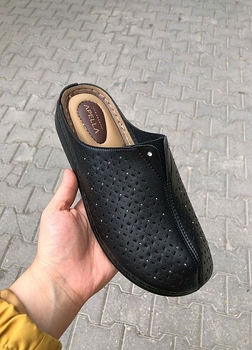 Önü kapalı terlik modeli 