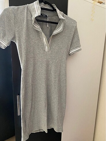 Bershka elbise
