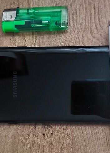 SAMSUNG S8 + PLUS SİYAH PARÇA NİYETİNE 