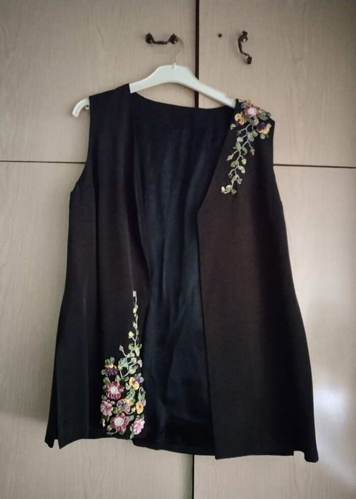 Siyah yelek - Görsel 3