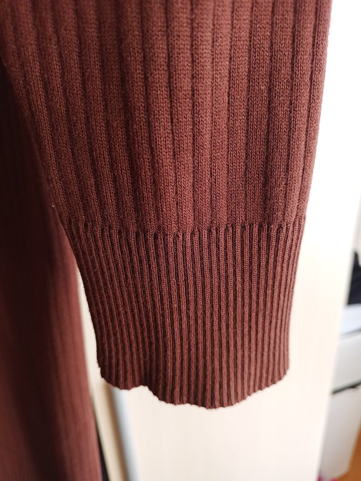 Düğmeli Uzun Kahverengi Kadın Hırka - Görsel 4