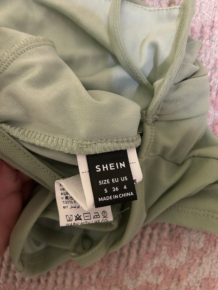 Yeşil crop bluz shein den alındı - Görsel 3