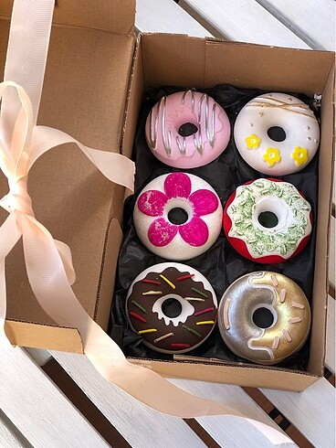 Beden RENKLİ DEKORATİF DONUT