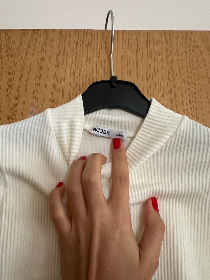 Kadın Beyaz Uzun Kollu Yüksek Yaka Triko - Görsel 3