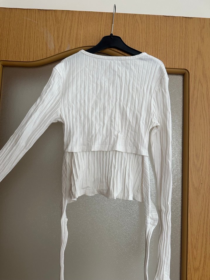 beyaz dar kesim kadın uzun kollu - Görsel 4