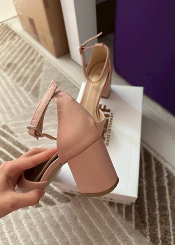 Pudra Rengi Tokalı Kadın Topuklu Ayakkabı - Görsel 4