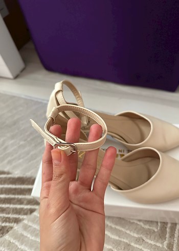 Klasik Beyaz Topuklu Kadın Ayakkabı - Görsel 6