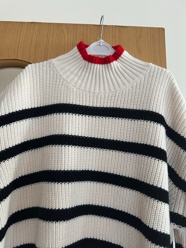 Çizgili Yüksek Yakalı Kadın Triko Kazak - Görsel 3
