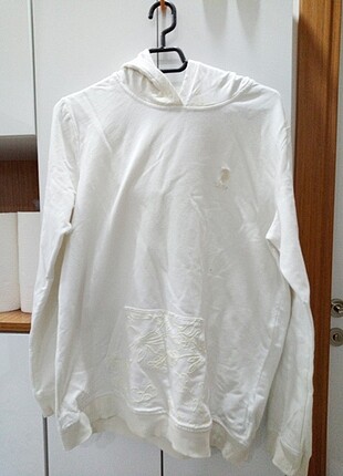 #beyaz sweatshirt
