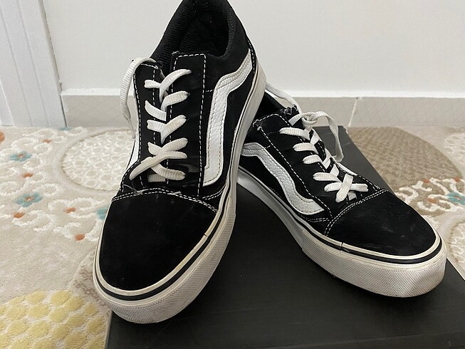 Vans spor ayyakkabı