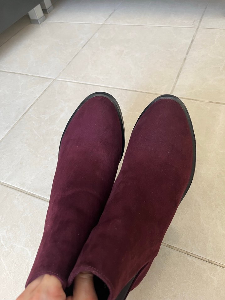 Stradivarius Bordo Süet Topuklu Kadın Bot - Görsel 5