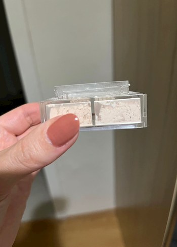 Givenchy Prisme Libre Pudra 02 Satin Blanc - Görsel 5