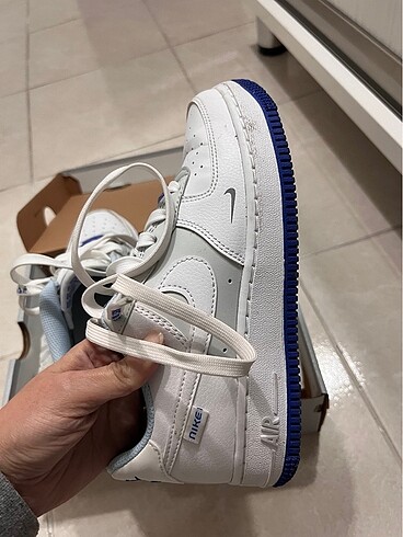 35,5 Beden Nike Air Force 1 LV8(GS)