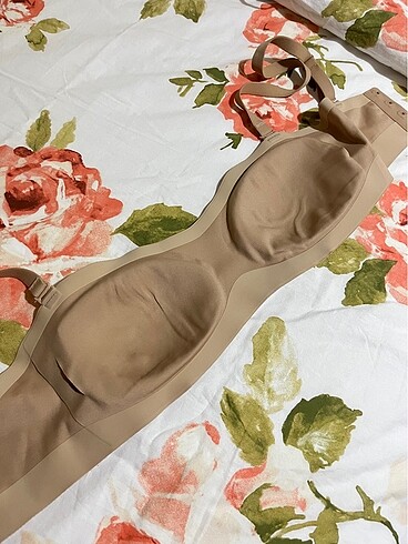 Oysho Lazer Cut Bandeu Sütyen - Görsel 3