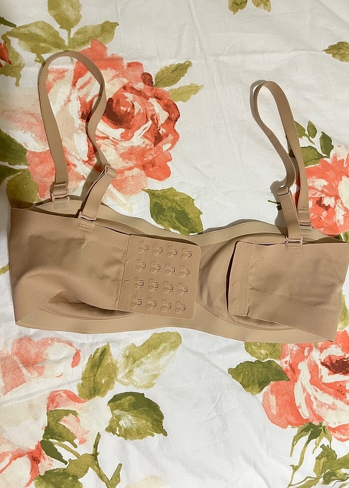 Oysho Lazer Cut Bandeu Sütyen - Görsel 4