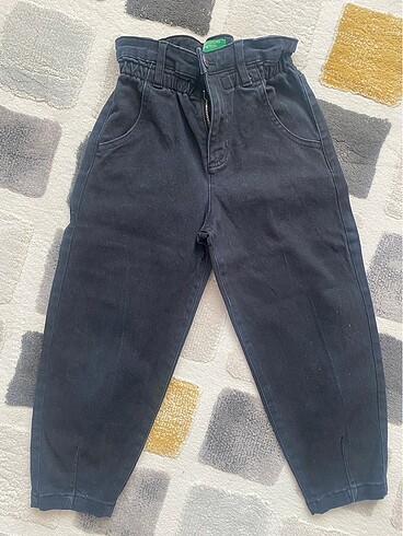 Benetton kız çocuk