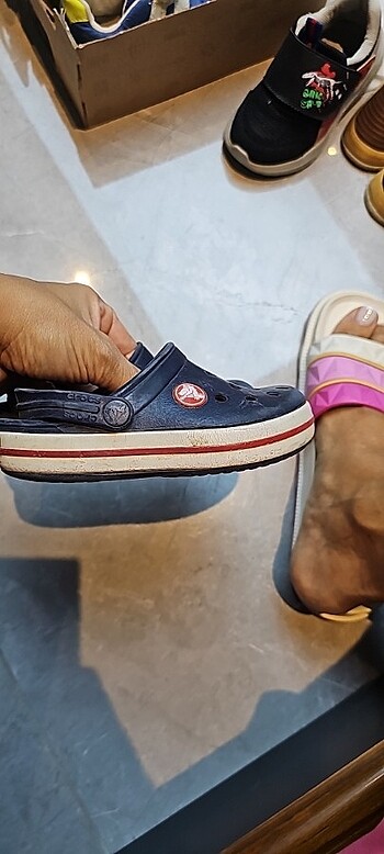 25 Beden Orjinal crocs mavi