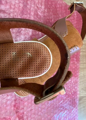 ELLE Bej Süet Fırfırlı Dolgu Topuklu Kadın Sandalet - Görsel 6