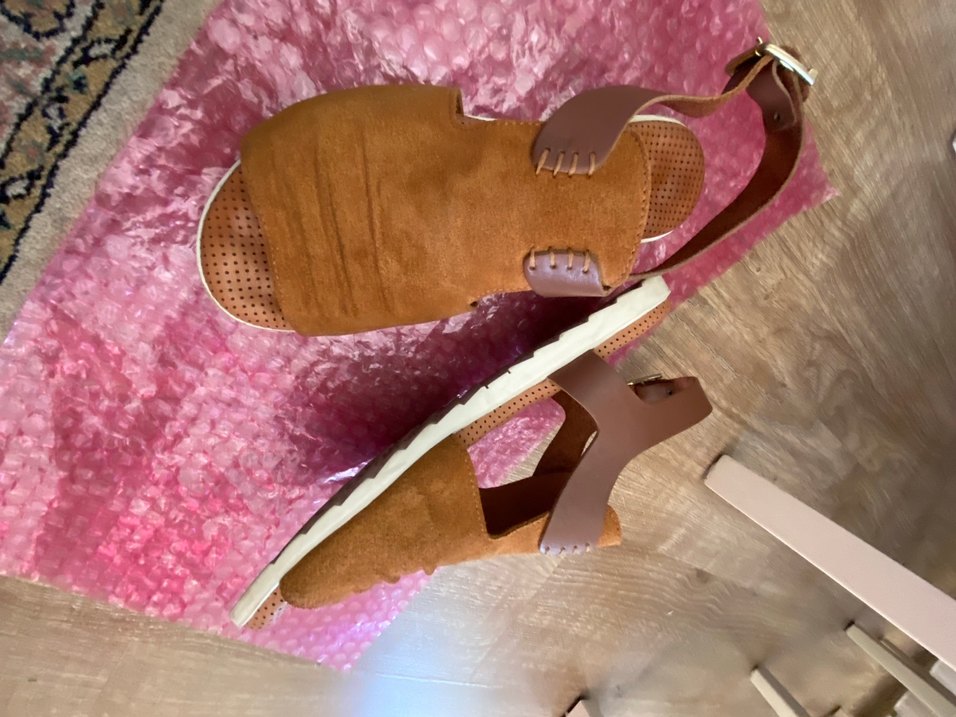 ELLE Bej Süet Fırfırlı Dolgu Topuklu Kadın Sandalet - Görsel 2