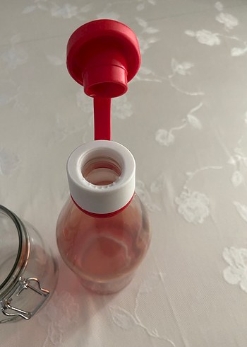 Kilitli Cam Kavanoz ve Kırmızı Suluk - Görsel 5