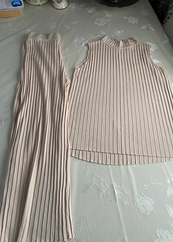 Bej Pilili Kolsuz Midi Triko pantolon takım - Görsel 2