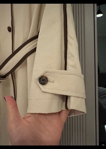 Bej Kuşaklı Midi Kadın Trençkot - Görsel 4