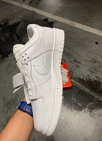 Nike Nike dunk low triple white