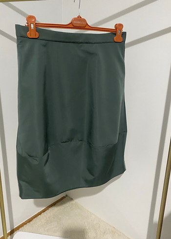 Parlak Yeşil Midi Eteği - Görsel 3