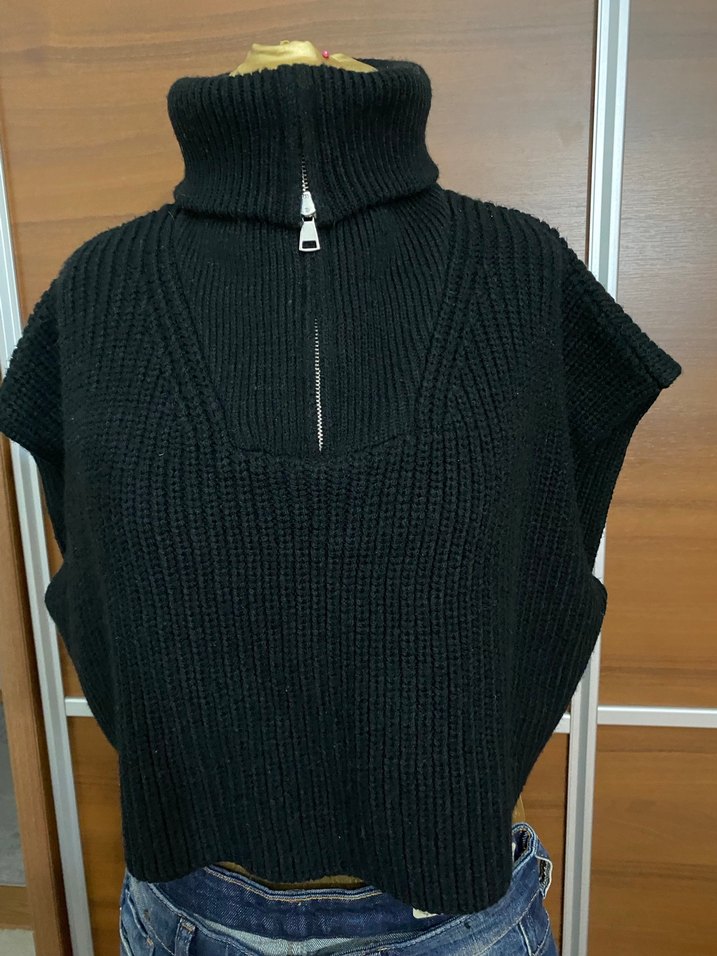 Siyah Yarım Fermuarlı Kolsuz Örgü Kazak - Görsel 5