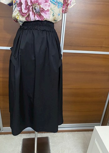 Drapeli Siyah Kadın Uzun Etek - Görsel 3