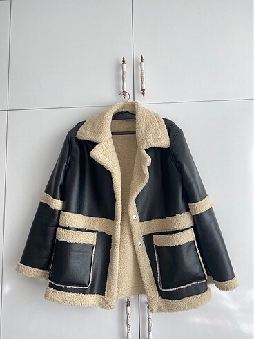 Zara Suni deri içi yünlü dış detayı yünlü kürklü Biker Mont ceket