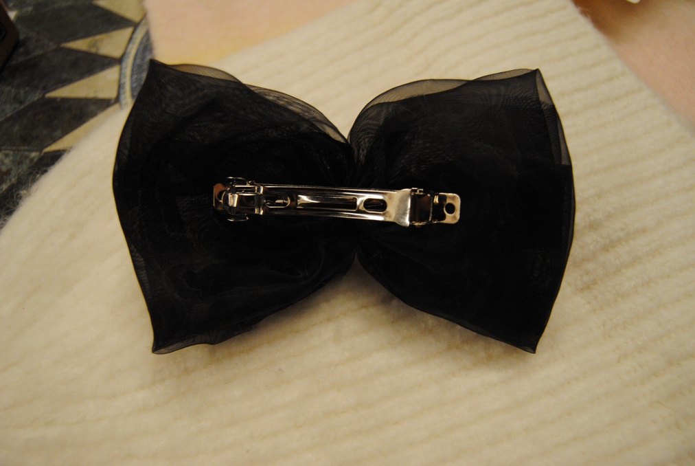 İnci Detaylı Siyah Gotik Fiyonk - Görsel 4