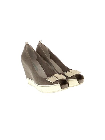 Vintage Love PreLoved Dolgu Topuk %70 İndirimli.