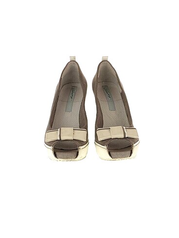 37 Beden PreLoved Dolgu Topuk %70 İndirimli.