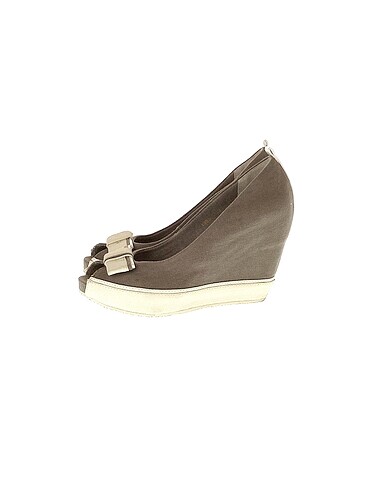 PreLoved Dolgu Topuk %70 İndirimli.