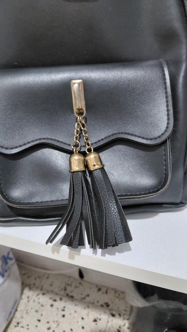 LCW Siyah Deri Püsküllü Kadın Çanta - Görsel 2